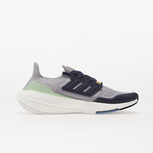 ADIDAS ULTRABOOST 22 ‘HALO SILVER’