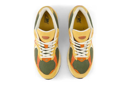 NEW BALANCE 2002R DRIED APRICOT