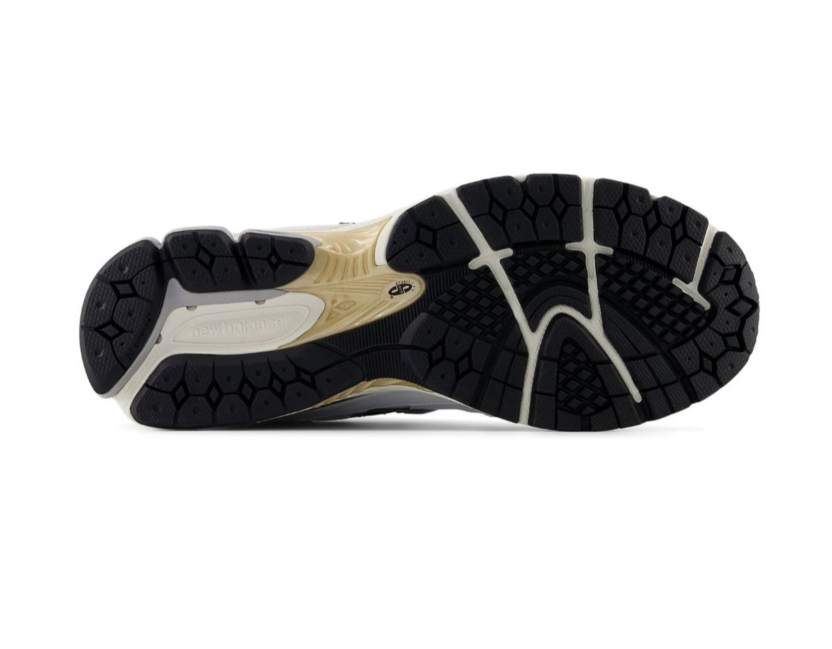 NEW BALANCE 2002R 'WHITE GOLD'