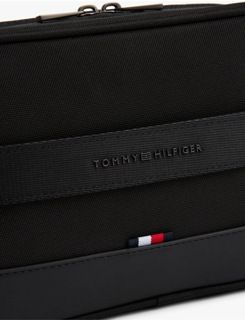 TOMMY HILFIGER TRAVEL WASHBAG