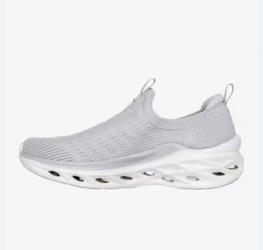 SKECHERS GLIDE STEP SWIFT