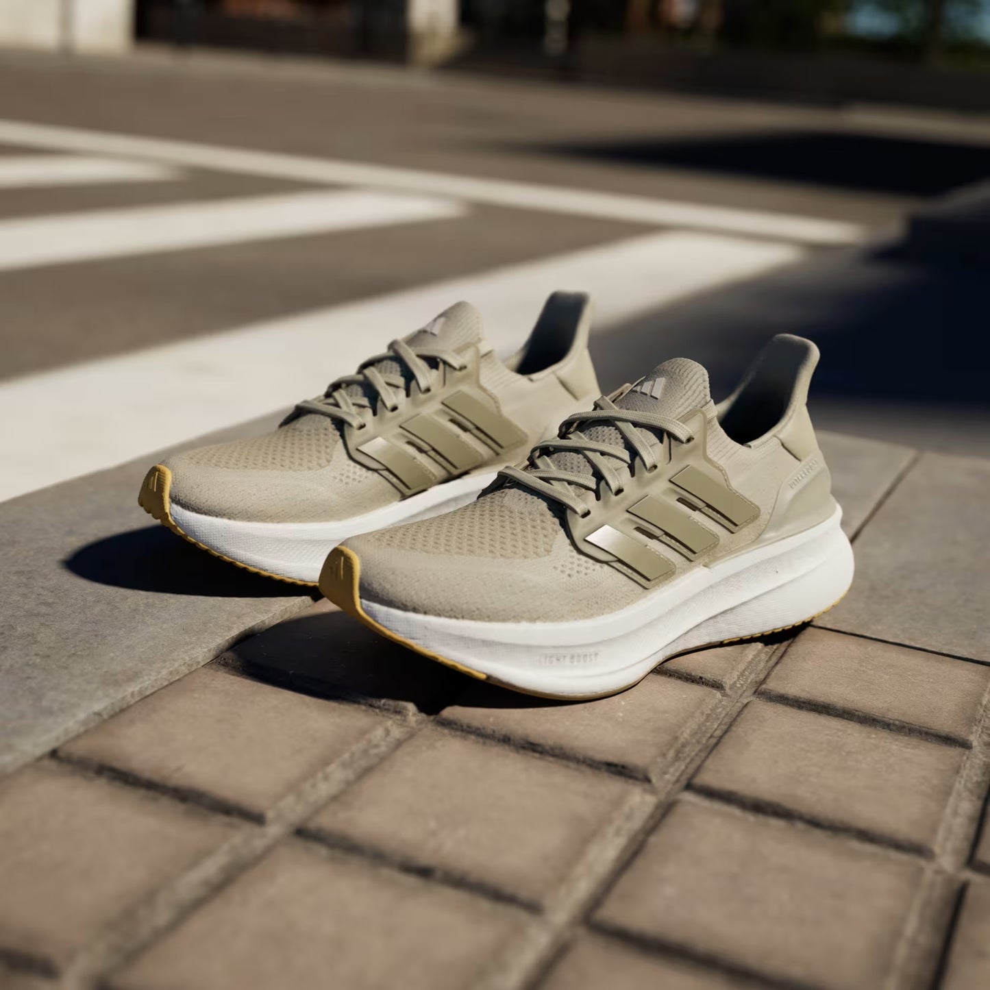 ADIDAS ULTRABOOST 5 W