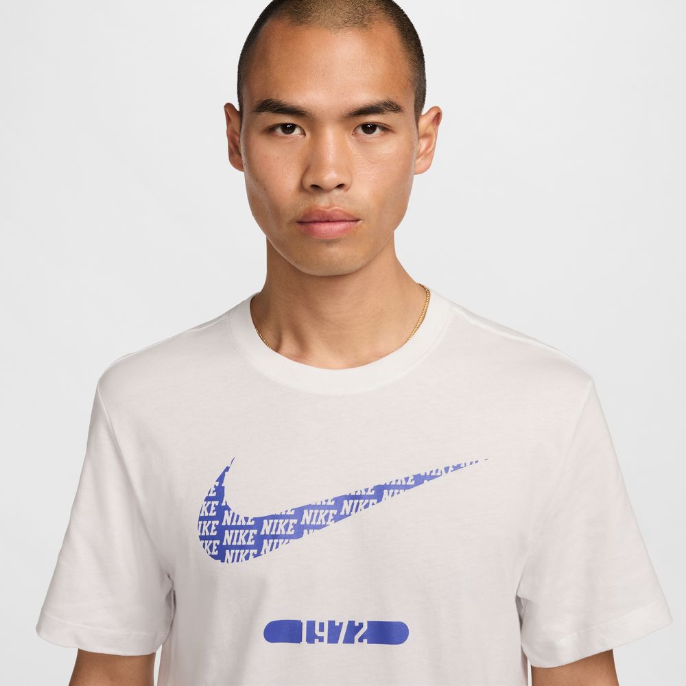 NIKE SWOOSH T-SHIRT