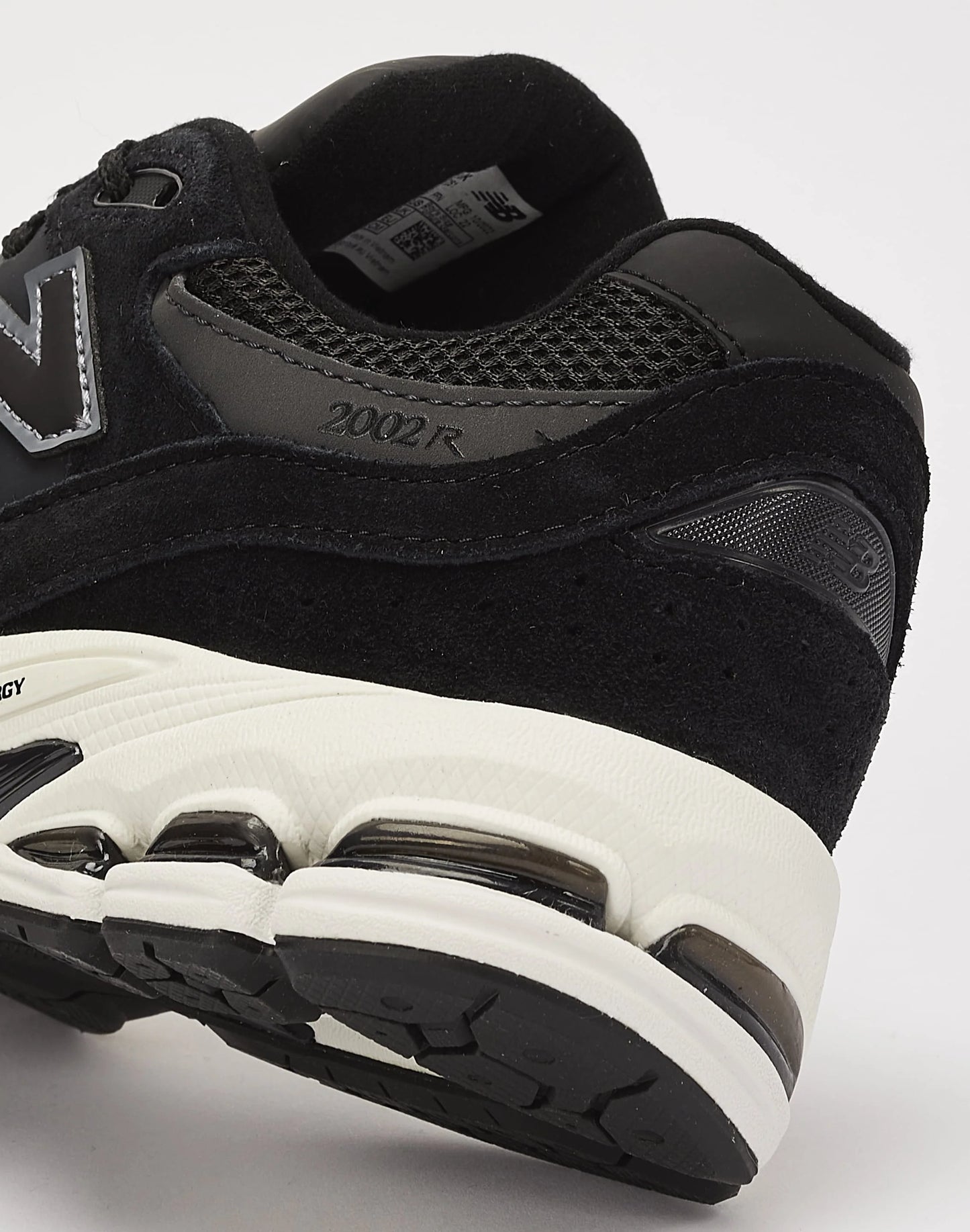 NEW BALANCE 2002R