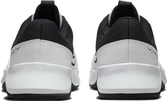 NIKE MC TRAINER 2