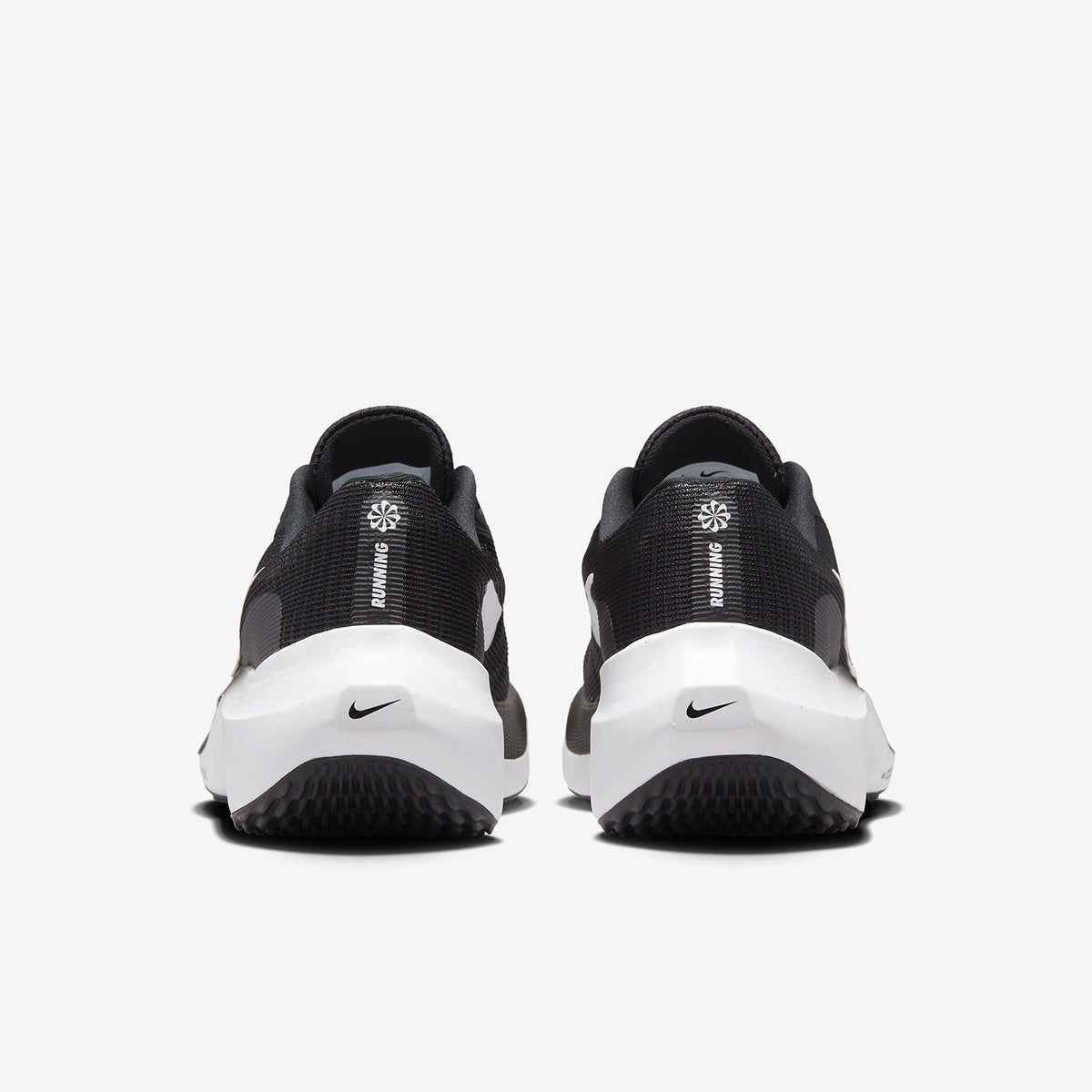 NIKE ZOOM FLY 5