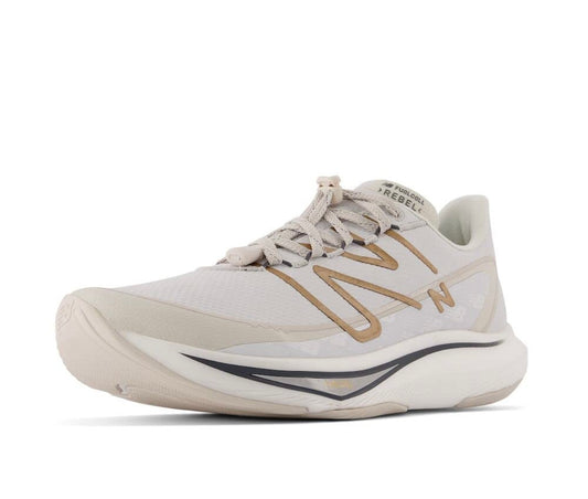 NEW BALANCE FUEL CELL REBEL V3