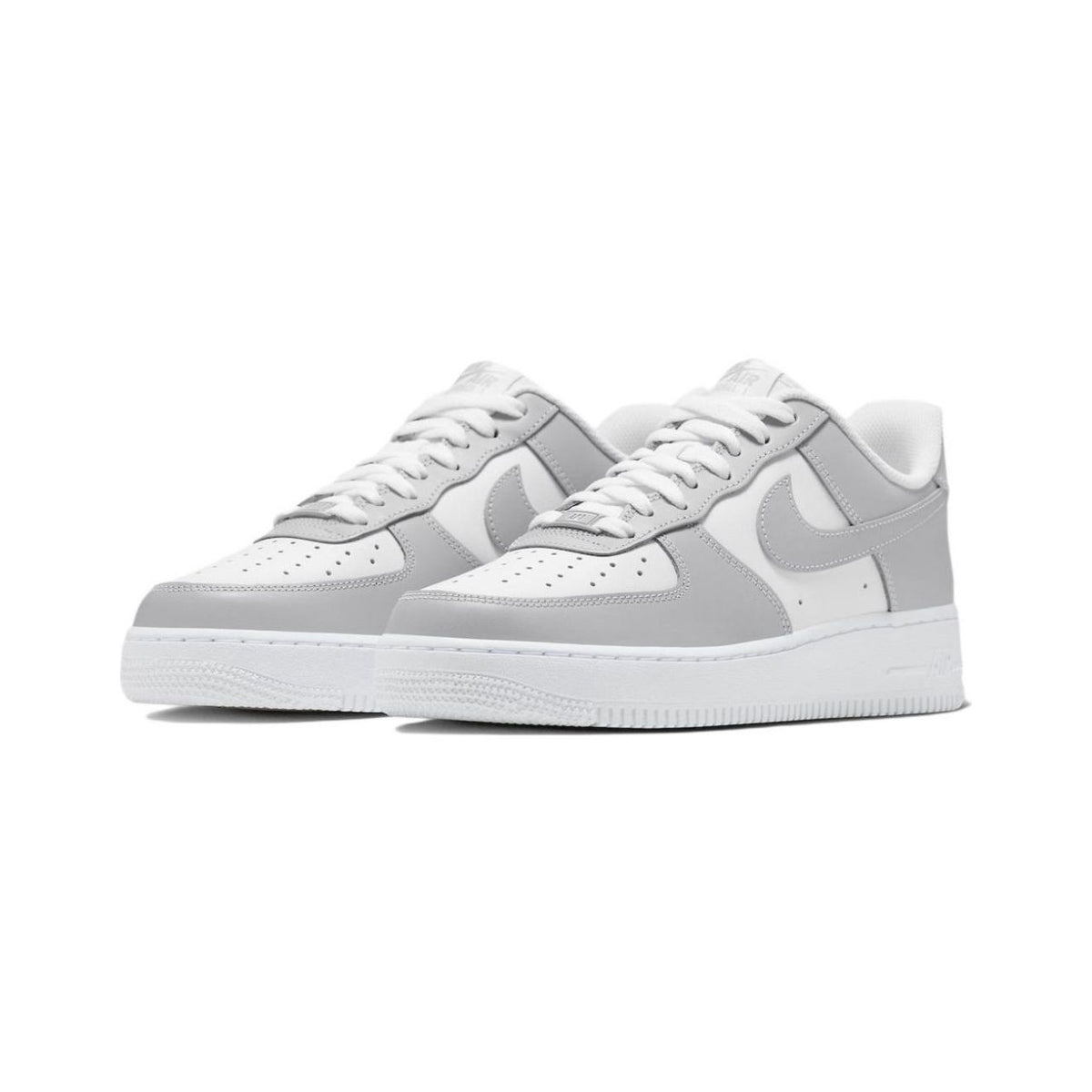 NIKE AIRFORCE 1 LOW ‘07