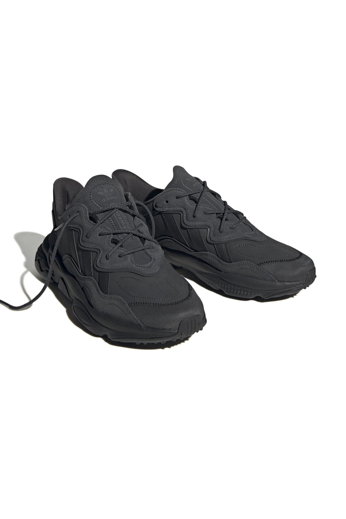 ADIDAS OZWEEGO
