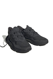 ADIDAS OZWEEGO