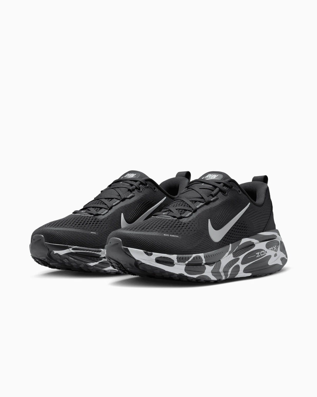 NIKE VOMERO 18