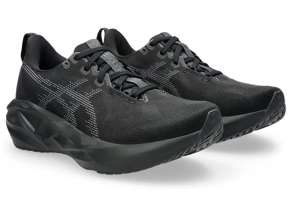 ASICS NOVABLAST 5