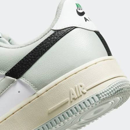 NIKE AIRFORCE 1 LOW SPLIT ‘STADIUM GREEN’