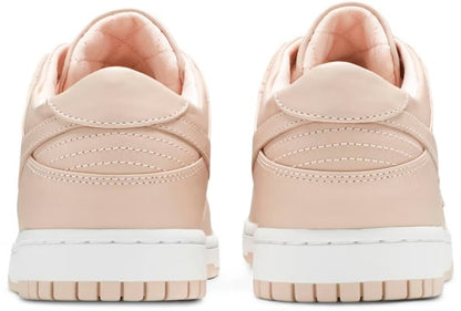 NIKE DUNK LUX LOW