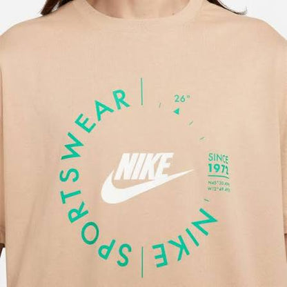 NIKE SHORTSLEEVE TEE