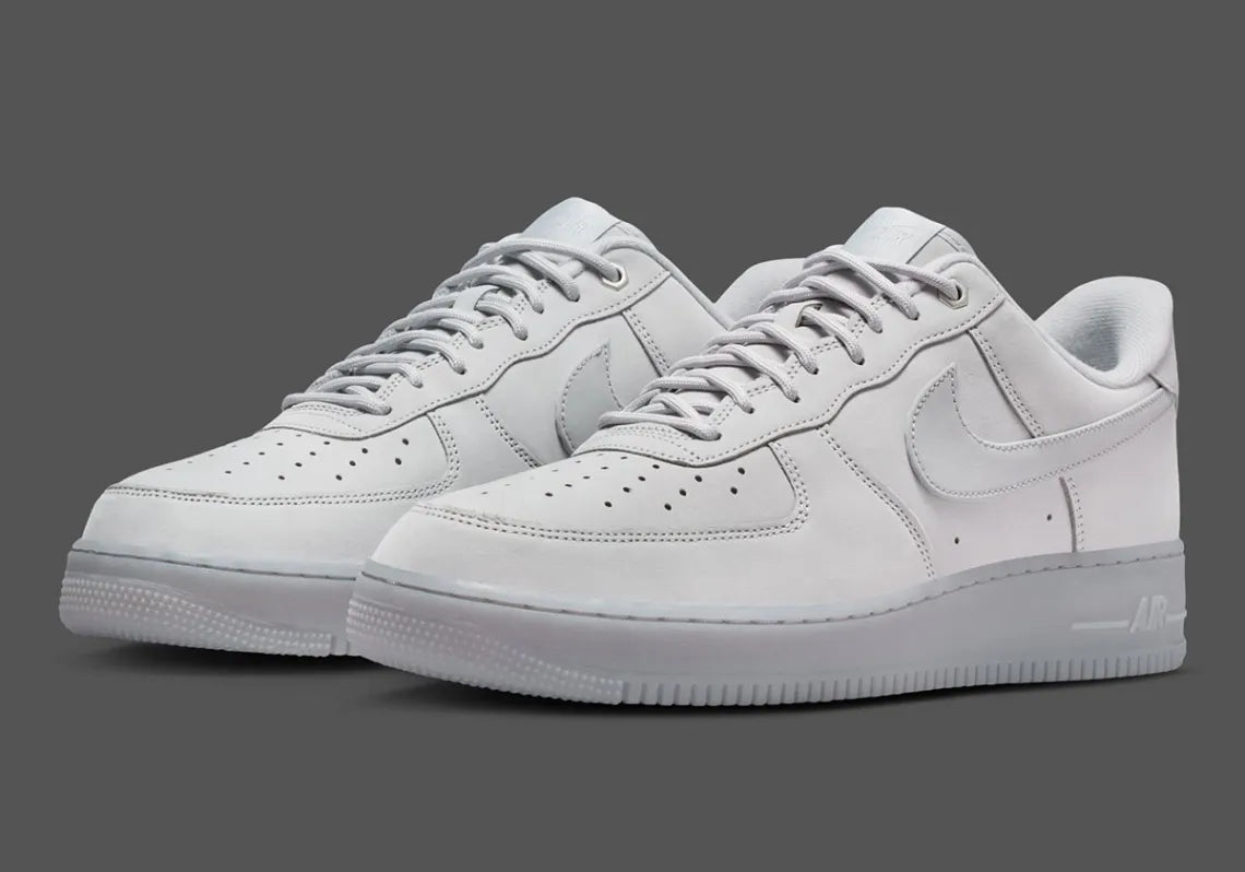 NIKE AIRFORCE 1 LOW ‘07