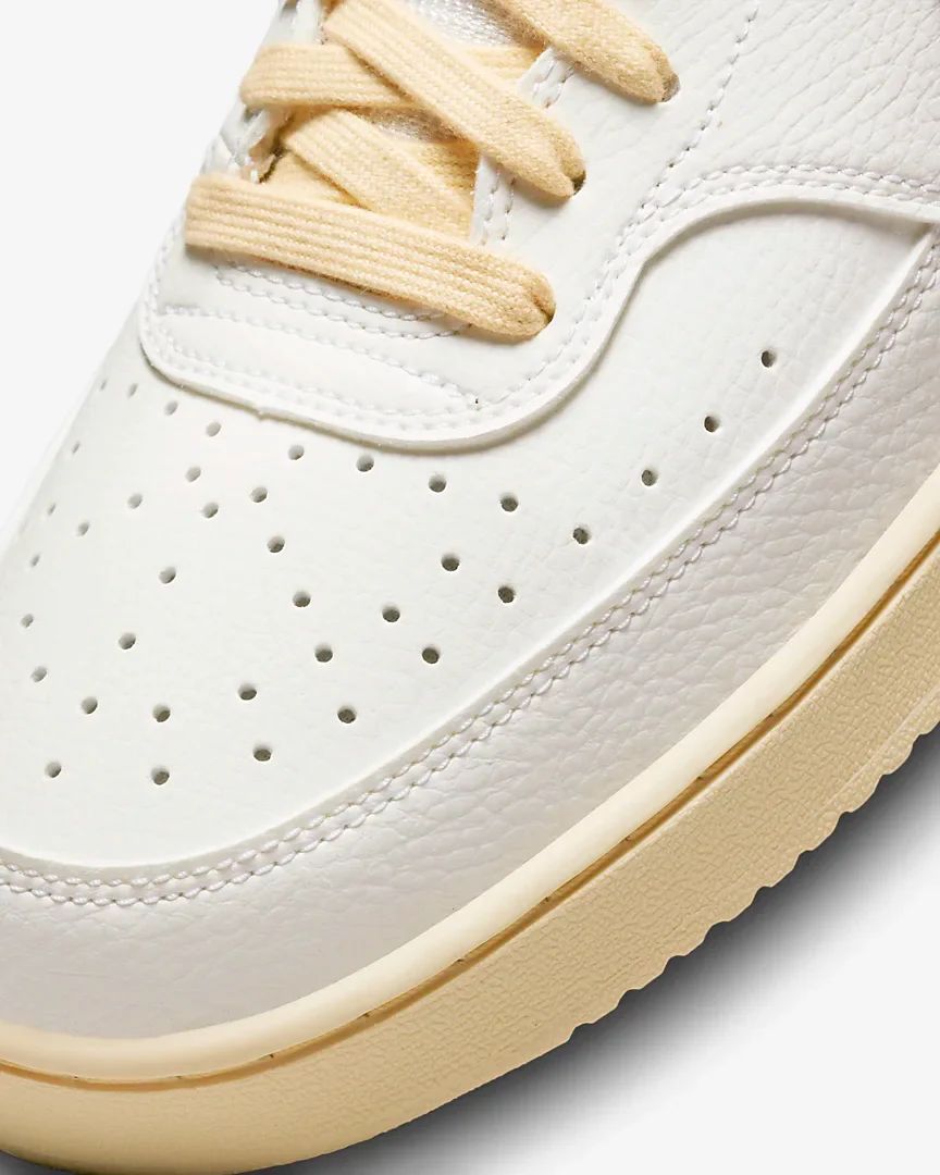 NIKE COURT VISION LOW
