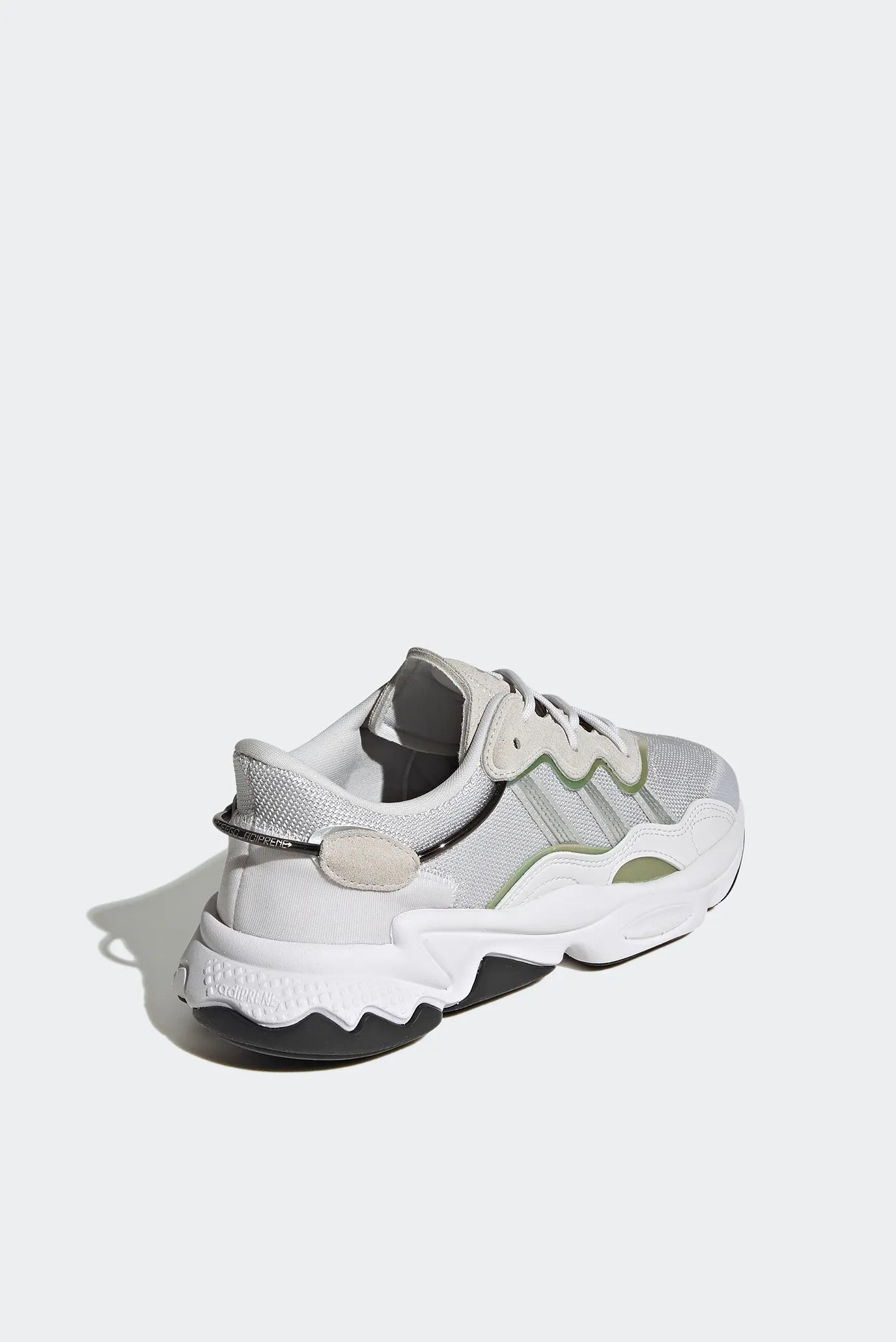 ADIDAS OZWEEGO W