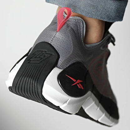 REEBOK ZIG KINETICA II