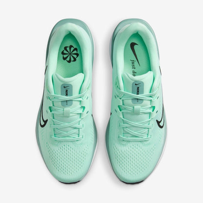 NIKE QUEST 6