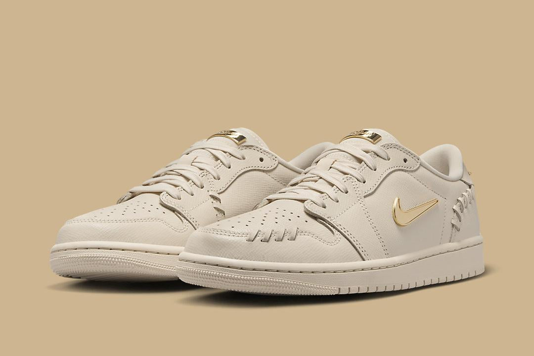 NIKE JORDAN 1 LOW MM ‘LIGHT BROWN’