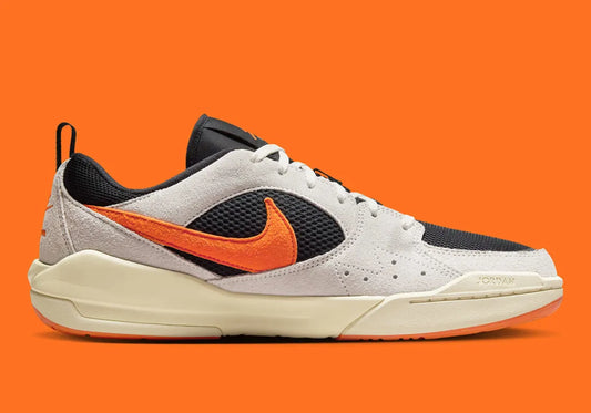 NIKE JORDAN CMFT ERA