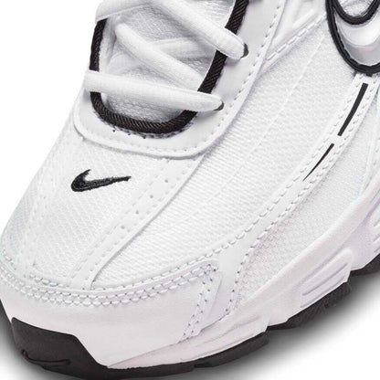 NIKE INITIATOR W