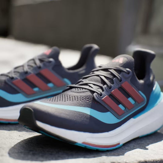 ADIDAS ULTRABOOST LIGHT