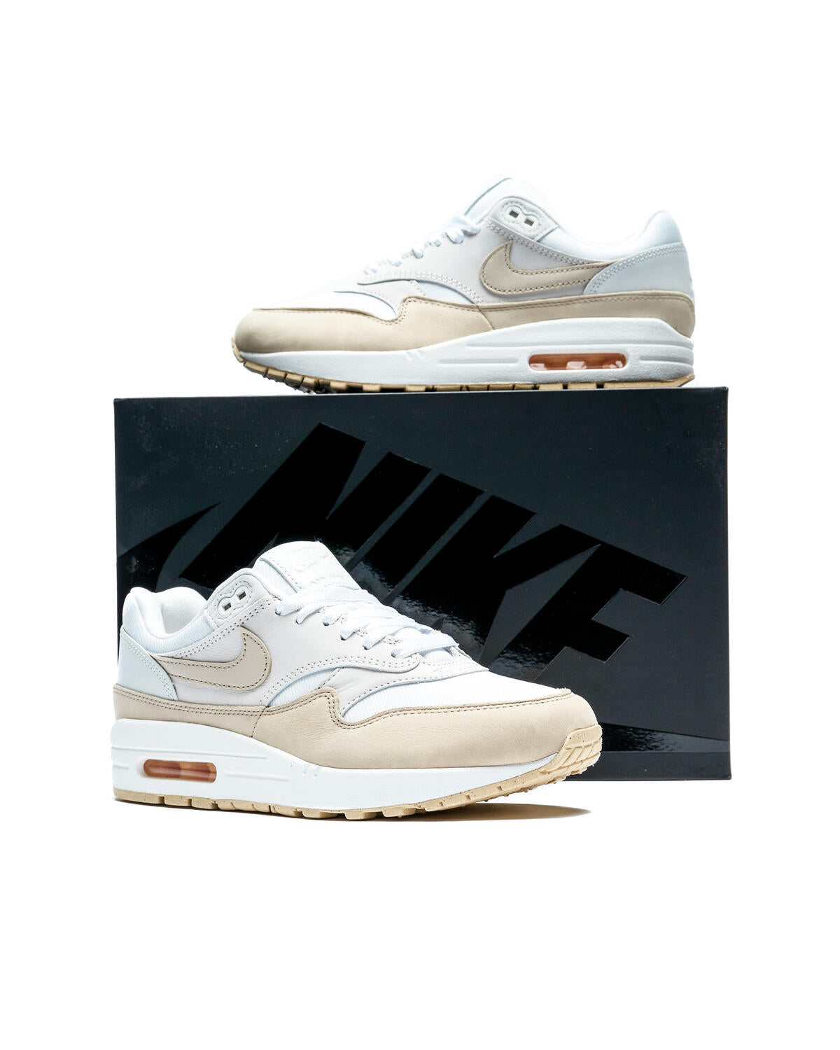 NIKE AIR MAX 1 PRM ESS W