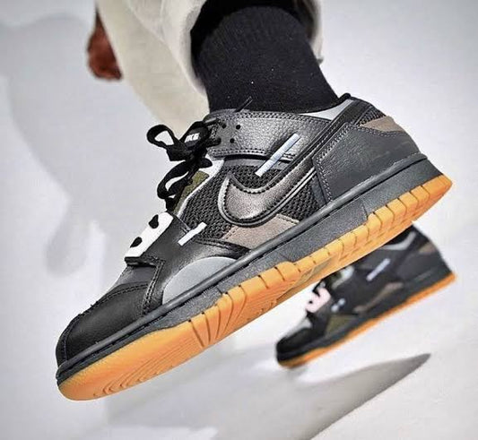 NIKE DUNK SCRAP LOW