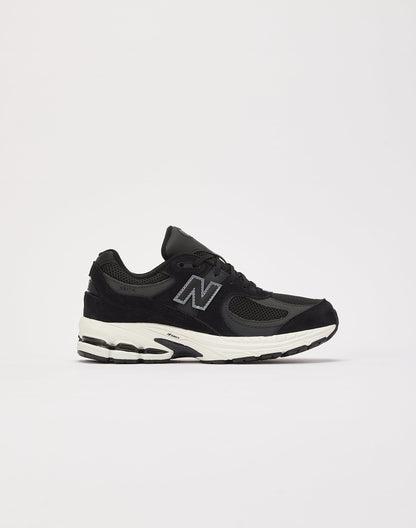 NEW BALANCE 2002R