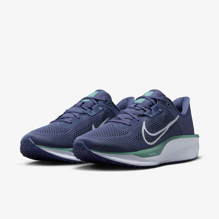 NIKE QUEST 6
