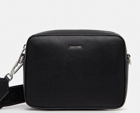 CALVIN KLEIN MUST SMALL BAG