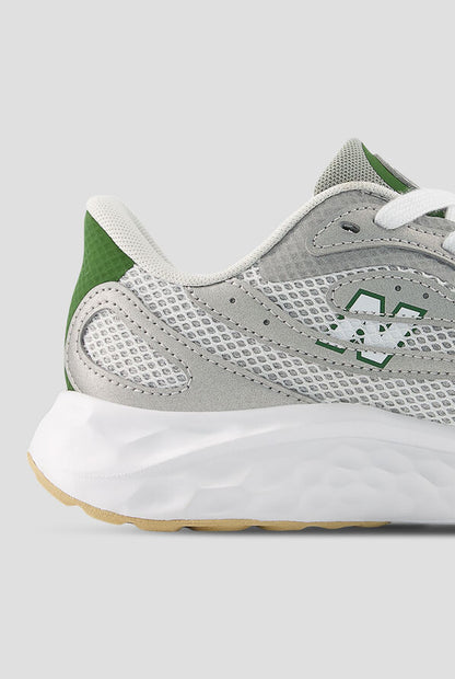 NEW BALANCE WARIST A4