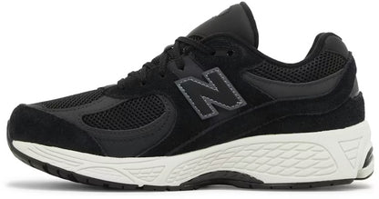 NEW BALANCE 2002R
