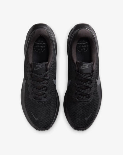 NIKE REVOLUTION 8