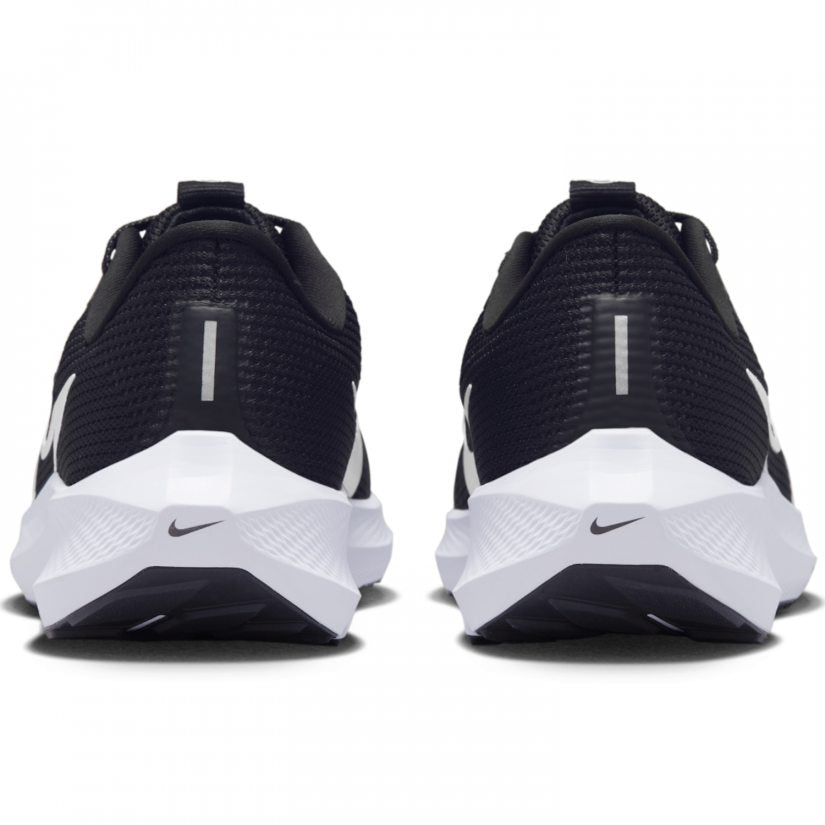 NIKE PEGASUS 40