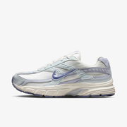 NIKE W INITIATOR