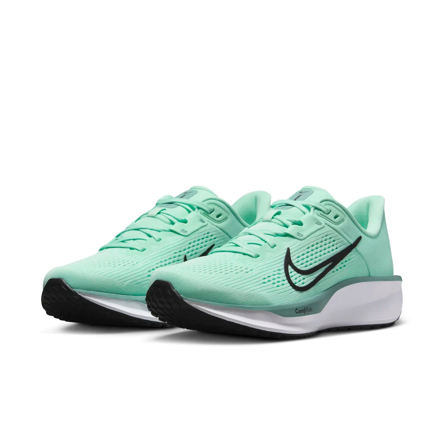 NIKE QUEST 6
