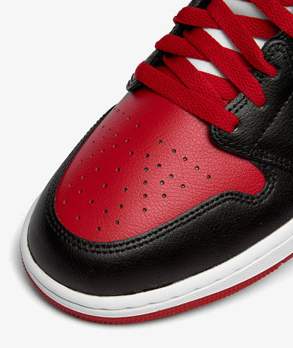 NIKE AIR JORDAN 1 MID