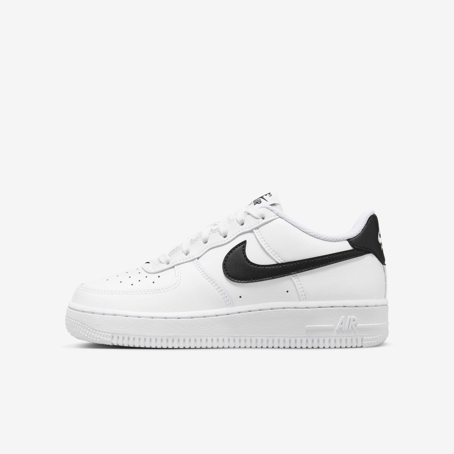 NIKE AIRFORCE 1 LOW