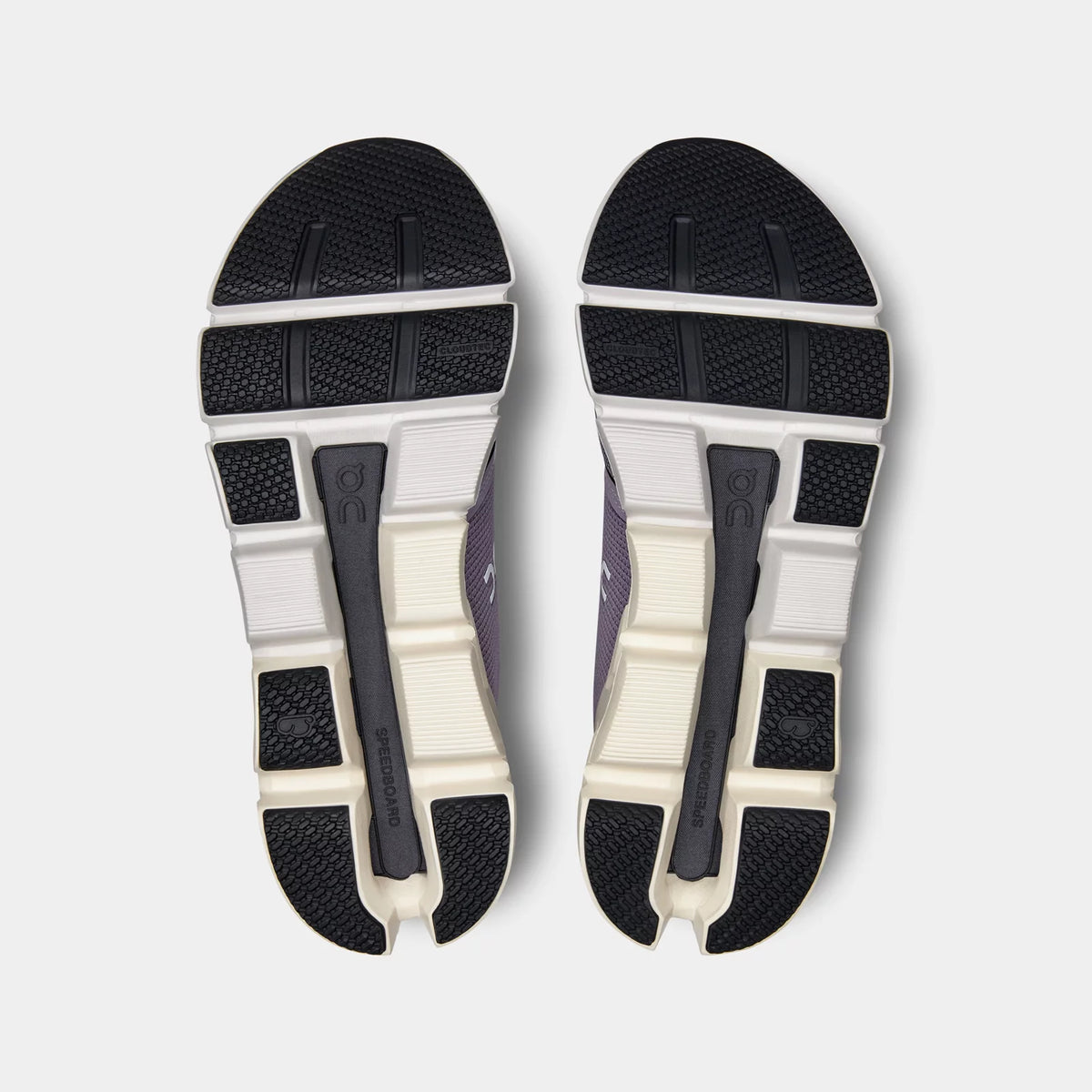 ON RUNNING CLOUDFLYER 4 ‘SHARK PEARL’