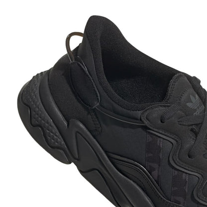 ADIDAS OZWEEGO