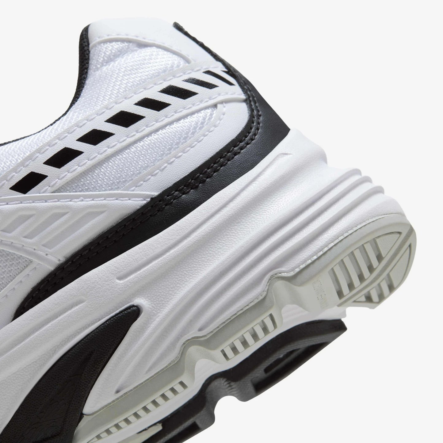 NIKE INITIATOR MEN’S