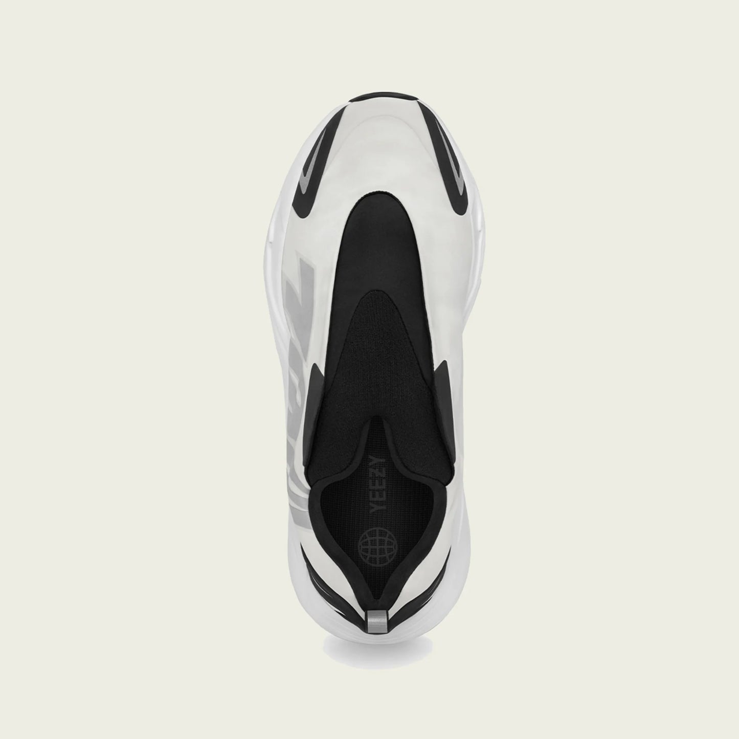 ADIDAS YEEZY 700 MNVN