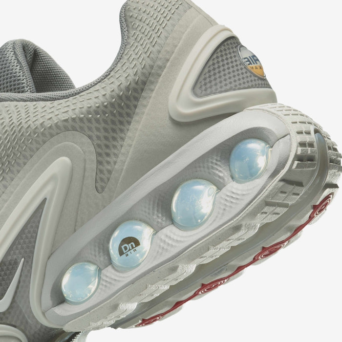 NIKE AIR MAX DN