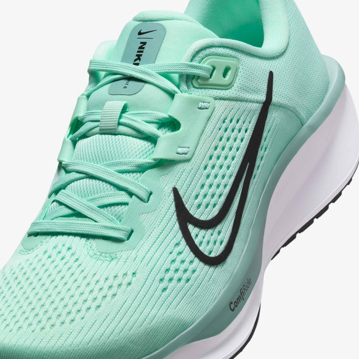 NIKE QUEST 6