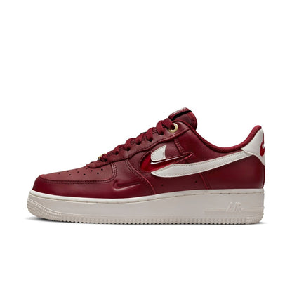 NIKE AIRFORCE 1 LOW PREMIUM TEAM RED HISTORY OF LOGOS