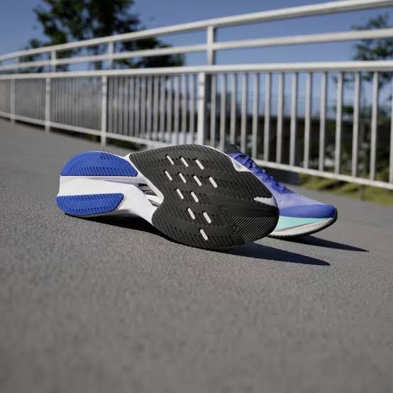 ADIDAS ADIZERO BOSTON 12